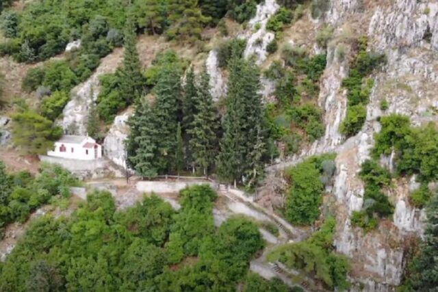 Μια βόλτα στον μυθικό ποταμό της Έρκυνας