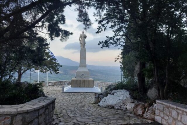 Περιηγήσεις : Στα Ιστορικά  Δερβενάκια   – Απο τον Φ.Κ
