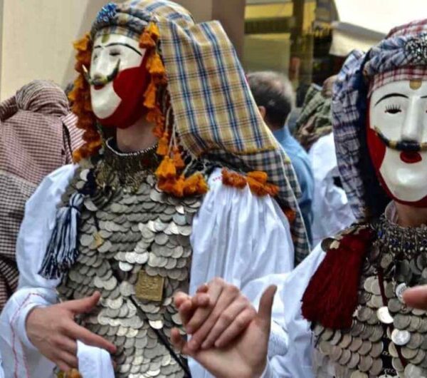 Το καρναβάλι της Νάουσας και η  μνήμη της παράδοσης – Απο την Βασιλική Άνθη