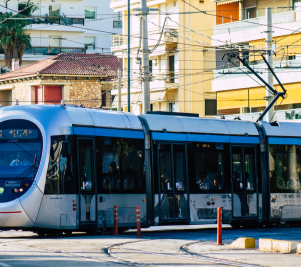 Μετά τον Πειραιά, πού; «Στο συρτάρι» όλα τα σχέδια για επέκταση του Τραμ