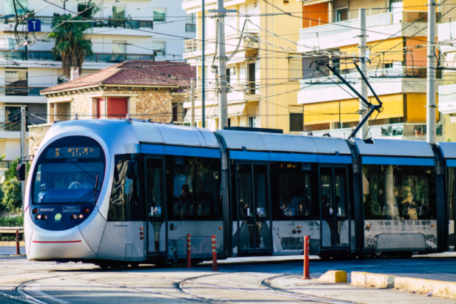 Μετά τον Πειραιά, πού; «Στο συρτάρι» όλα τα σχέδια για επέκταση του Τραμ