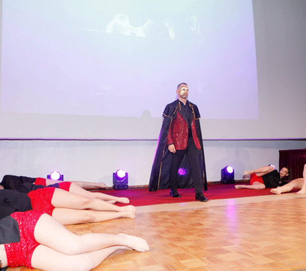 Εγκαίνιά της μεγάλης γιορτής Τέχνης LOVE4ART