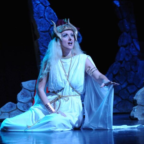 Παράσταση είναι αφιερωμένη στην Παγκόσμια Ημέρα Ελληνικής Γλώσσας