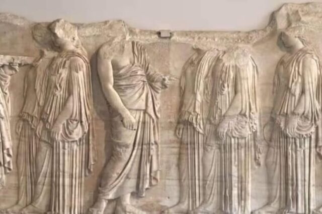 Οι έξη (6)  «Ε ρ γ α σ τ ί ν ε ς» Tης Μιραντας Σκηνιτη