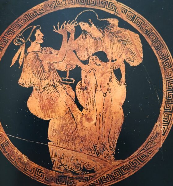 Μια δραματική ιστορία ……. Aπο την Αρχαιολογο  Σοφία Δημητριαδου Κοκκίνου