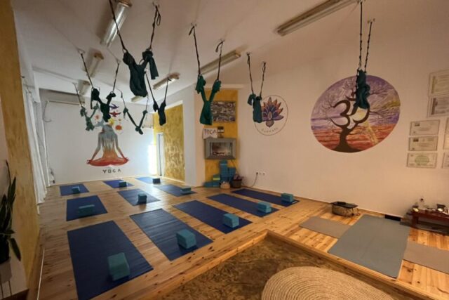 Ενα στρωματακι……… Απο την Μαργιαννα Καρακωστα .