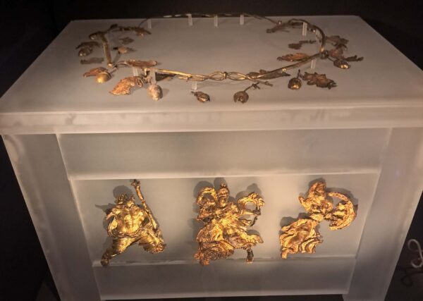 Το  σημαντικο  νεκροταφείο της Πυδνας – Απο τον Τριαντάφυλλο Αθανασουλα