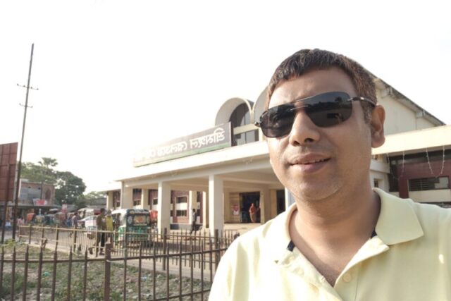 Ri Hossain : Το πλευρό της Λίλιθ – H Ποίηση ενώνει τους λαούς