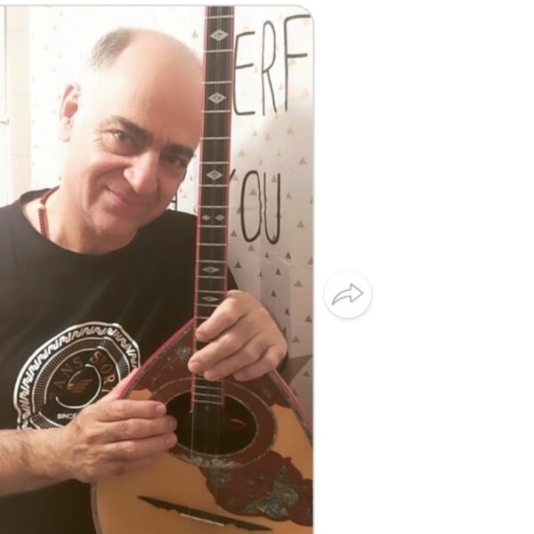 Συνεντευξη : Ο Μουσικός και Συνθέτης κ Μανώλης Καραντίνης. Προσκελημενος του  Αχιλλέα Παπαδιονυσίου