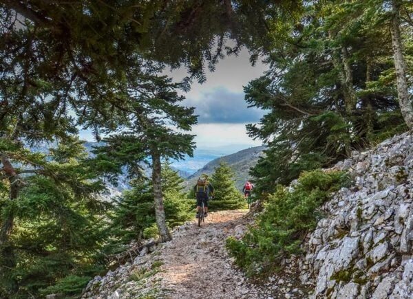Διαδρομές κοντά στην Αθήνα που αξίζουν