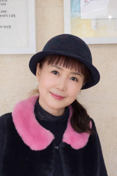 Korea  – Yeon Myung ji  ΄΄ Προσοχή στις Πεταλούδες ΄΄ H Ποίηση ενώνει τους λαούς