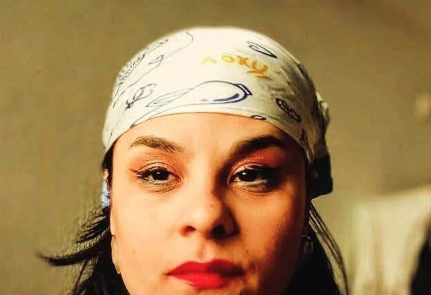 Άννα Πουδη ΄΄ Ενθυμήσεις ΄΄ H Ποίηση ενώνει τους λαούς