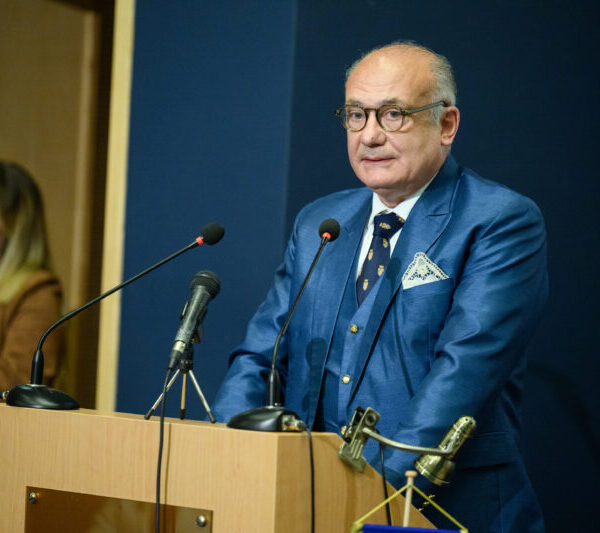 Εκδήλωση : Η Πάτρα υποκλίθηκε στον Αυξέντιο Καλαγκό