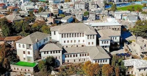 Αγανάκτηση προκαλεί η απόφαση της αλβανικής κυβέρνησης