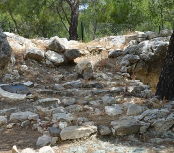 ΒΙΝΤΕΟ  Περιηγήσεις – Για πρωτη φορα η παρουσίαση  του νεου Αρχαιουλογικου χωρου στην Σαλαμινα – Απο τους Φ-Κ & Μ.Κ