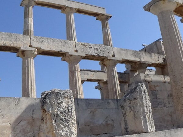 Περιήγηση : Στον ΝΑΟΣ ΑΦΑΙΑΣ ΑΘΗΝΑΣ – Απο τον Φιλιππο Καρακωστα 