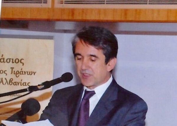 Δυο Συνεντεύξεις  : Ο Ιωάννης Κοντόπουλος & ο Θωμάς Γκορίλας  προσκεκλημένοι  του  Αχιλλέα Παπαδιονυσίου