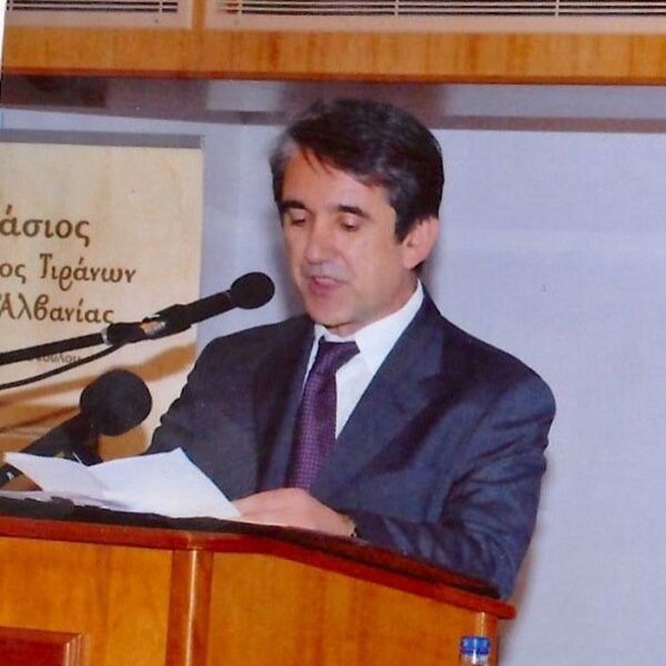 Δυο Συνεντεύξεις  : Ο Ιωάννης Κοντόπουλος & ο Θωμάς Γκορίλας  προσκεκλημένοι  του  Αχιλλέα Παπαδιονυσίου