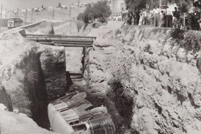 Τα θρυλικά πράσινα λεωφορεία… και το δυστύχημα στο Πέραμα με δύο νεκρούς…