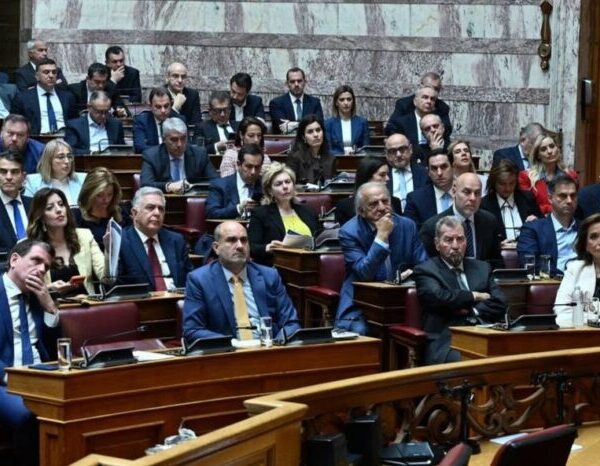 …ΠΑΡΑΔΙΔΟΥΝ ΣΕ ΙΔΙΩΤΙΚΗ Α.Ε. ΚΑΙ ΤΑ ΜΝΗΜΕΙΑ ΜΑΣ  …Γράφει ο Πάνος Καλουδάς.