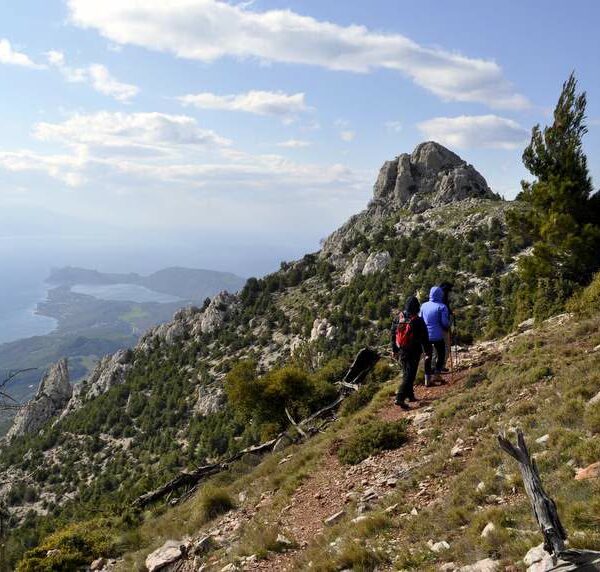 Δήμος Μεγαρέων : Δημόσια διαβούλευση για τα Γεράνεια Όρη.