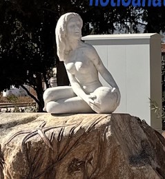 Το νεο γλυπτό του Κλέωνα Καρκανίδη