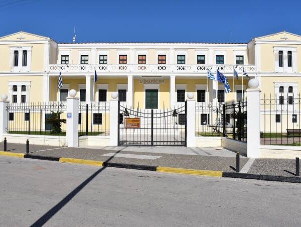 ΣΑΛΑΜΙΝΑ :  Η δημοτική Αρχή που «πάντα προνοεί»   Απο τον Φιλιππο  Καρακωστα