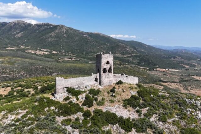 Περιηγήσεις : Κάστρο Ζαραφώνας-Λακωνία – Απο τον  Γιάννης Φαρσαράκης