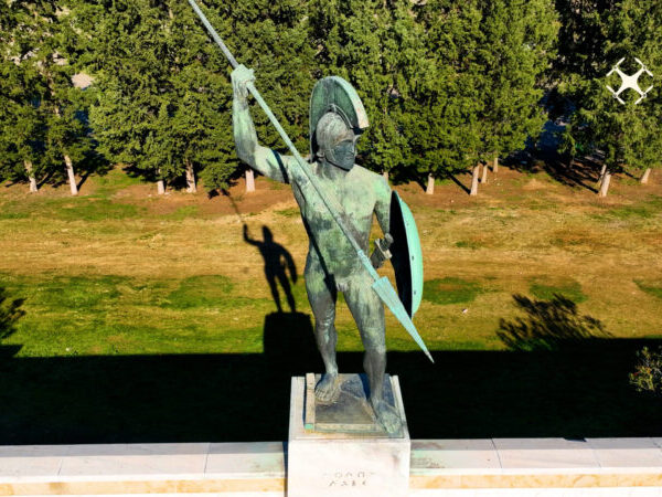 Από τη Σαλαμίνα μέχρι τις Θερμοπύλες, η Ιστορία δεν είναι οικόπεδο… Aπο τον Φιλιππο Καρακωστα