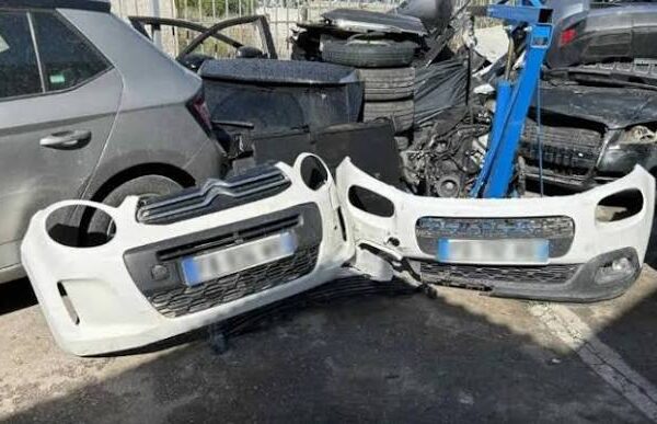 Ελλάδα: Βρέθηκε το συνεργείο που διέλυαν τα κλεμμένα αυτοκίνητα
