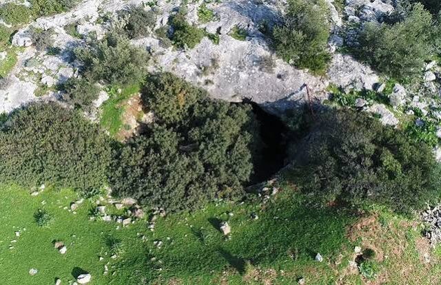 Η δολίνη Βραώνας Αττικής, με πανίδα 25.000 χρόνων! Του  Γιωργου . Λεκάκη