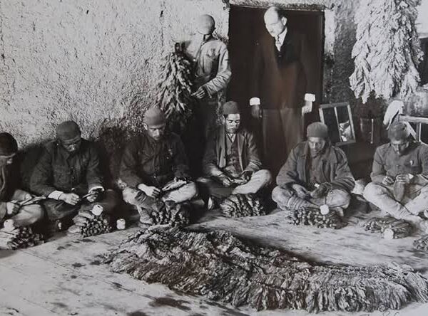 Σαν σήμερα, 1922: Το «μαύρο κύμα» φτάνει στον Βόλο – 12.000 πρόσφυγες σε μια πόλη 30.000 κατοίκων