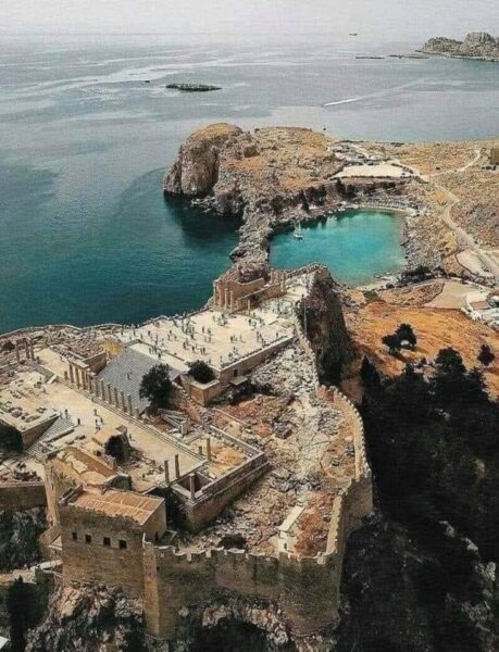 Η ακρόπολη της Λίνδου …….. Απο την Μιραντα Σκηνιτη