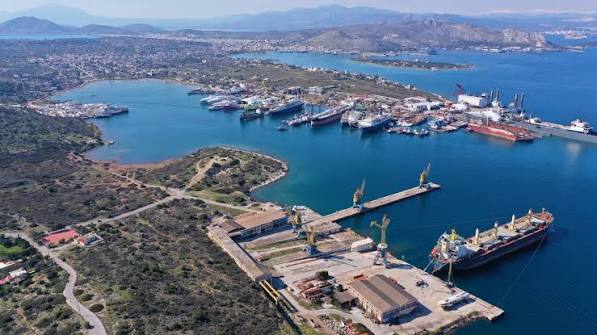 ΣΑΛΑΜΙΝΑ: ΠΟΙΟΣ ΠΡΕΠΕΙ ΝΑ  ΕΛΕΓΧΕΙ ΤΙ ΓΙΝΕΤΑΙ ΣΤΗ ΘΑΛΑΣΣΑ ΚΑΙ ΣΤΗ ΓΗ ΤΗΣ ; ΜΕΡΟΣ 2ο Από τον Φίλιππο Καρακώστα